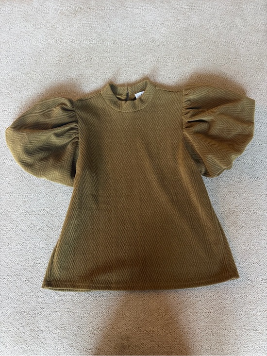 THML Tops - THML Olive Green Herringbone Puff Sleeve Top - Size Small